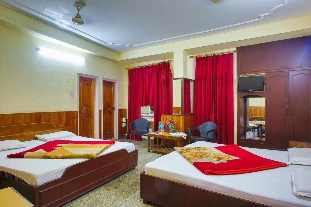 Hotel Raghunath Jammu Εξωτερικό φωτογραφία