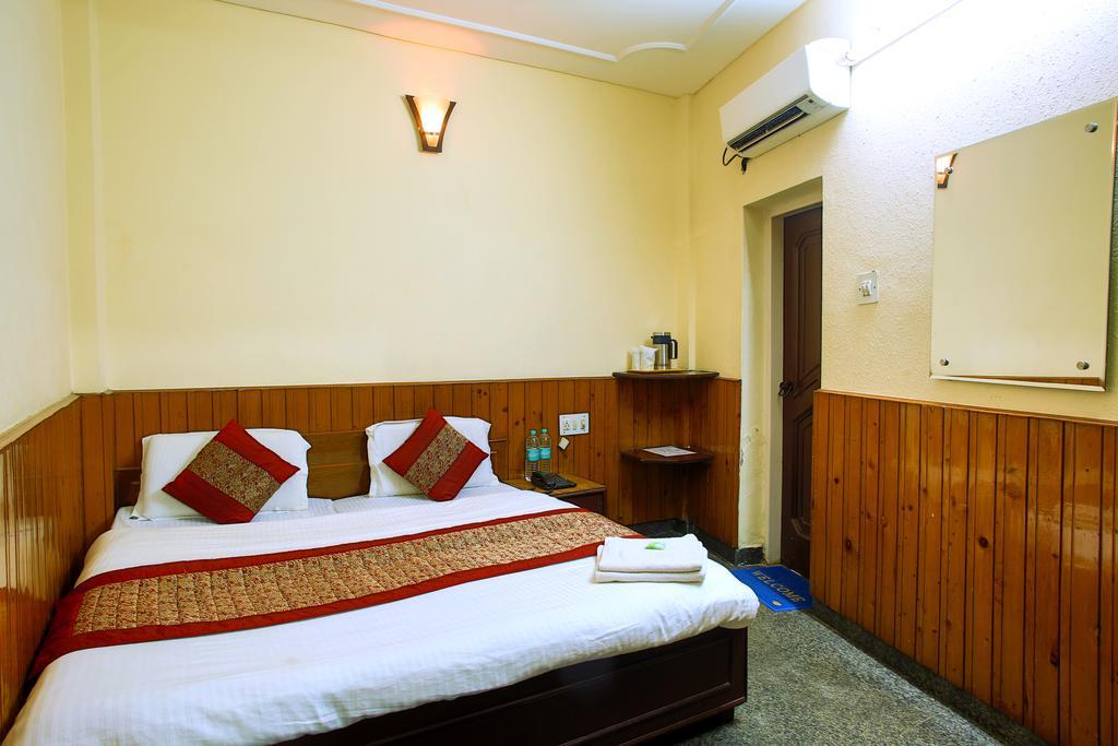 Hotel Raghunath Jammu Εξωτερικό φωτογραφία